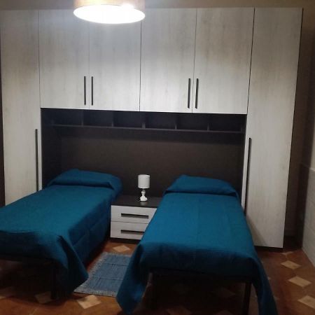 Casa Vacanza Petrulli Zafferana Etnea Ngoại thất bức ảnh