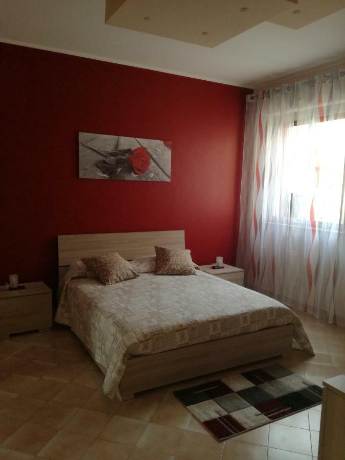 Casa Vacanza Petrulli Zafferana Etnea Ngoại thất bức ảnh
